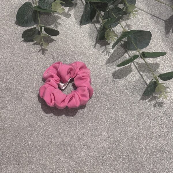 Mini Scrunchie - Candy Pink