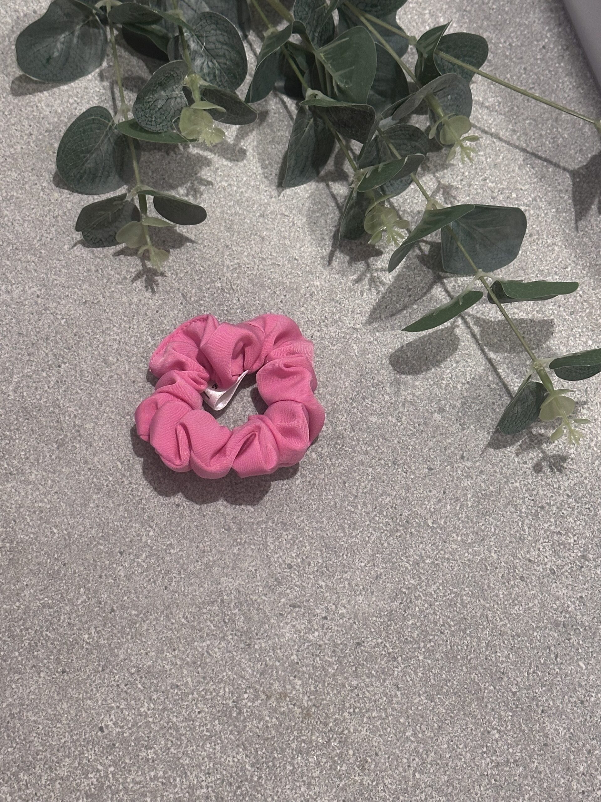 Mini Scrunchie - Candy Pink