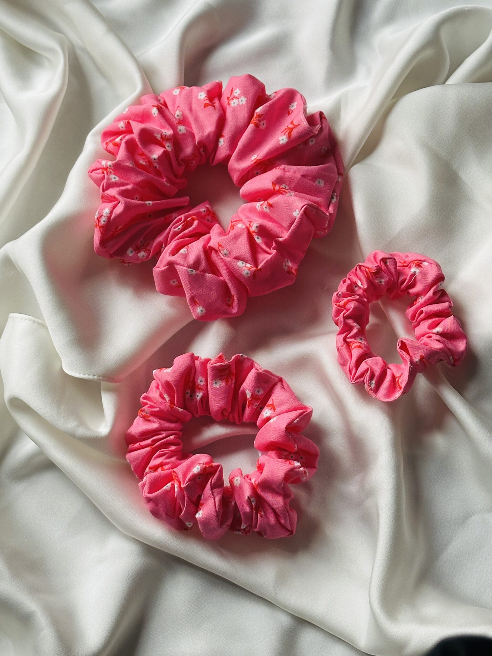 Liberty Summer Scrunchie - Image 3
