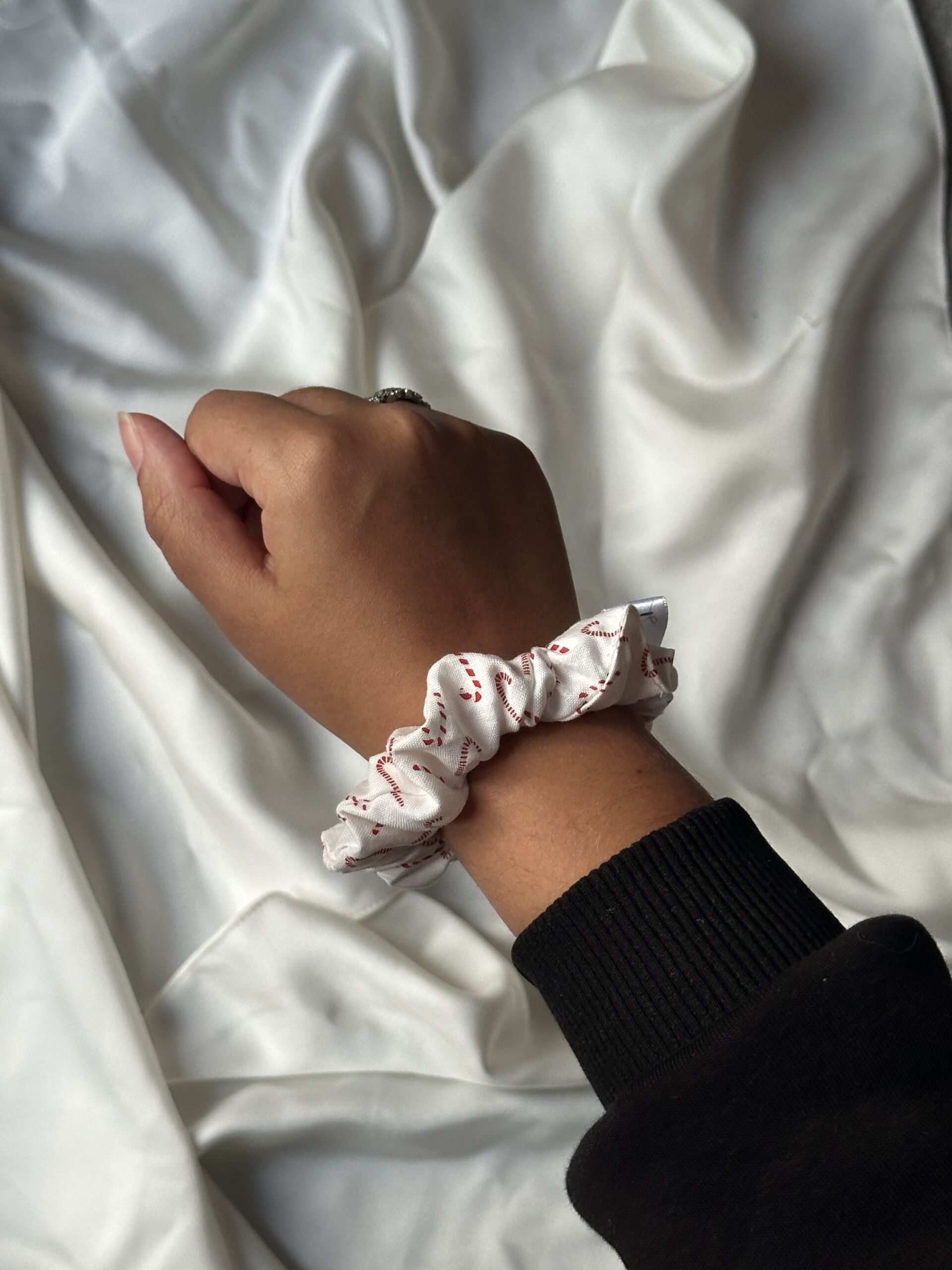 Mini Christmas Spirit Scrunchie - Image 2