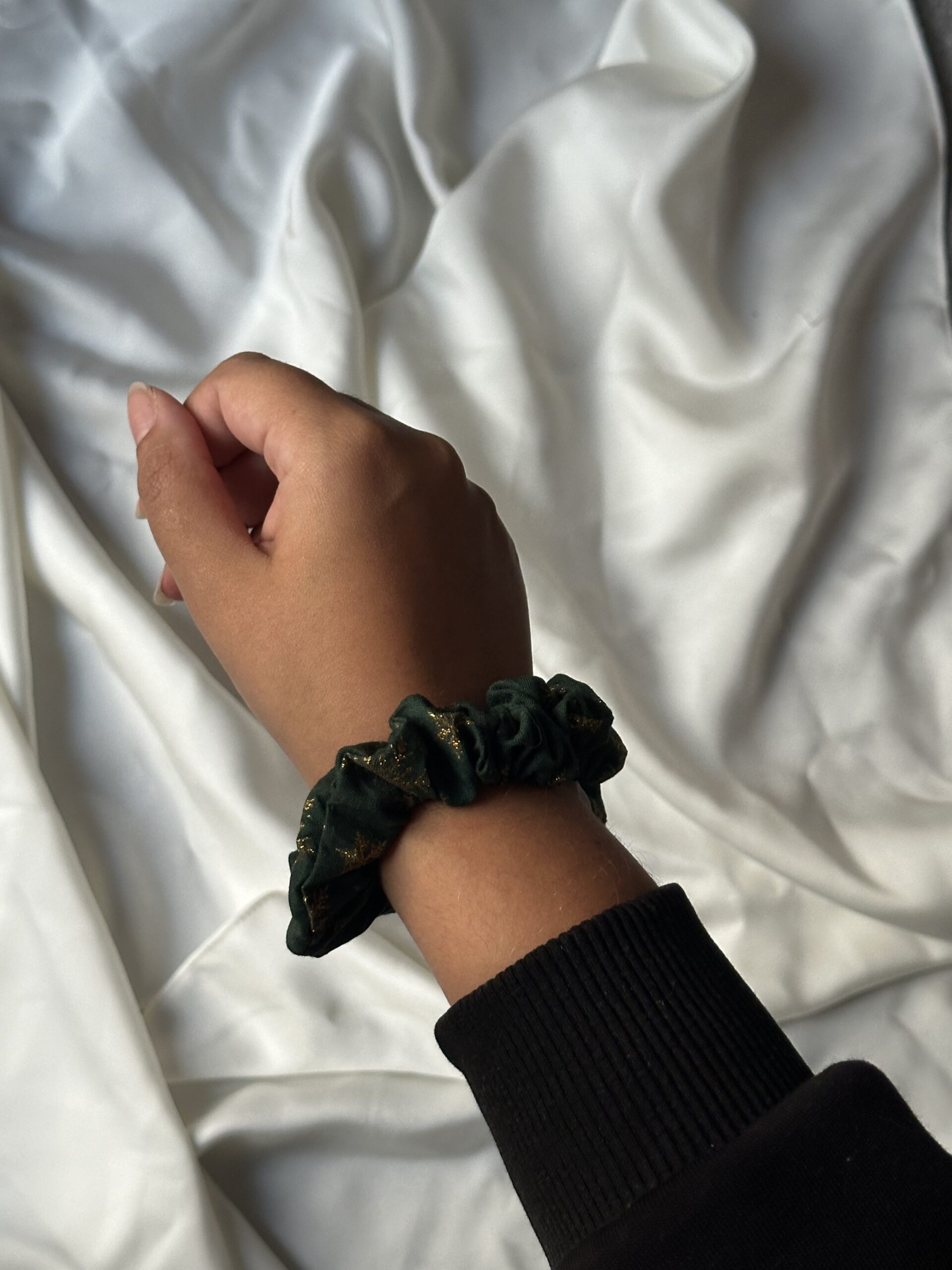 Mini Festive Lights Scrunchie - Image 2