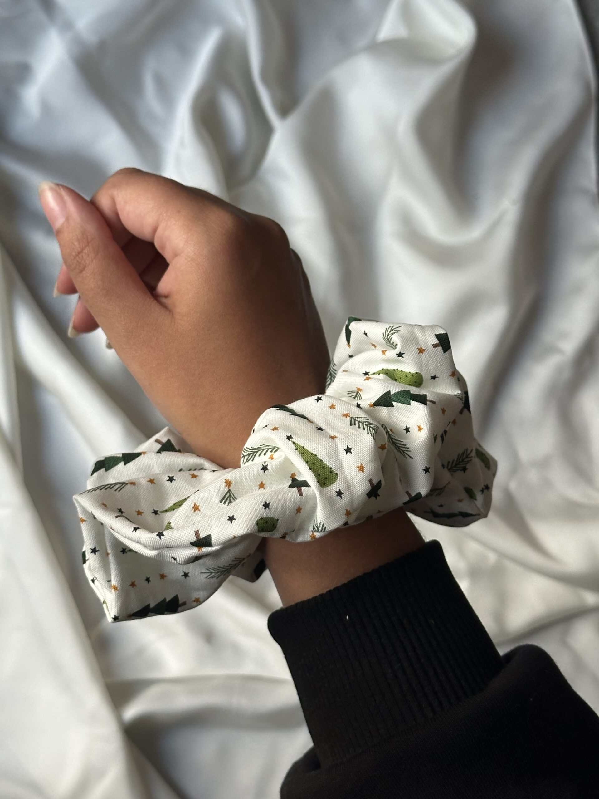 Oversized Woodland Walks Scrunchie - Image 2
