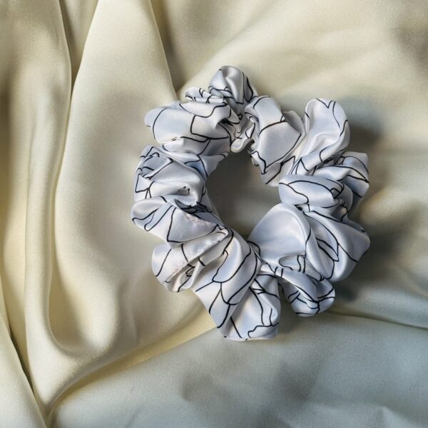 Silk Scrunchie - Lotus