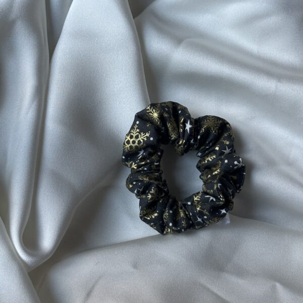 Mini Snowflake Scrunchie