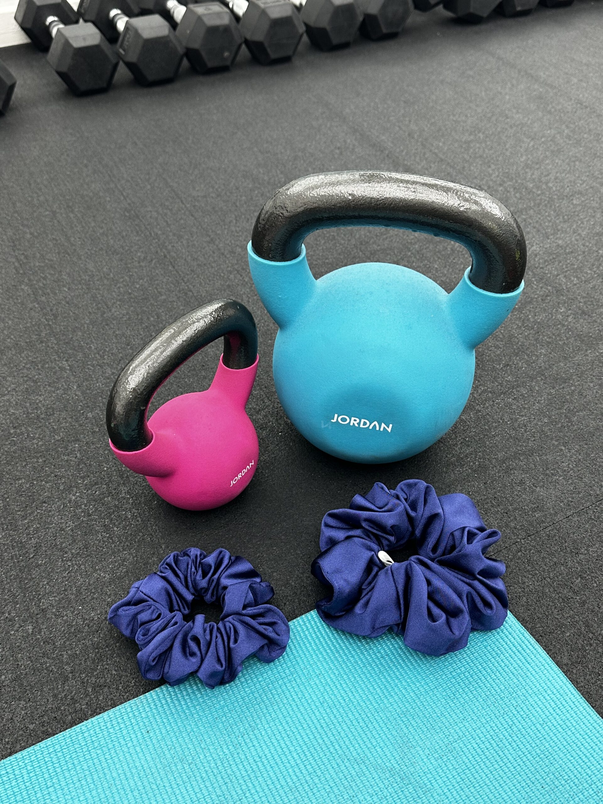 Sport - Navy Oversized Scrunchie - Image 2