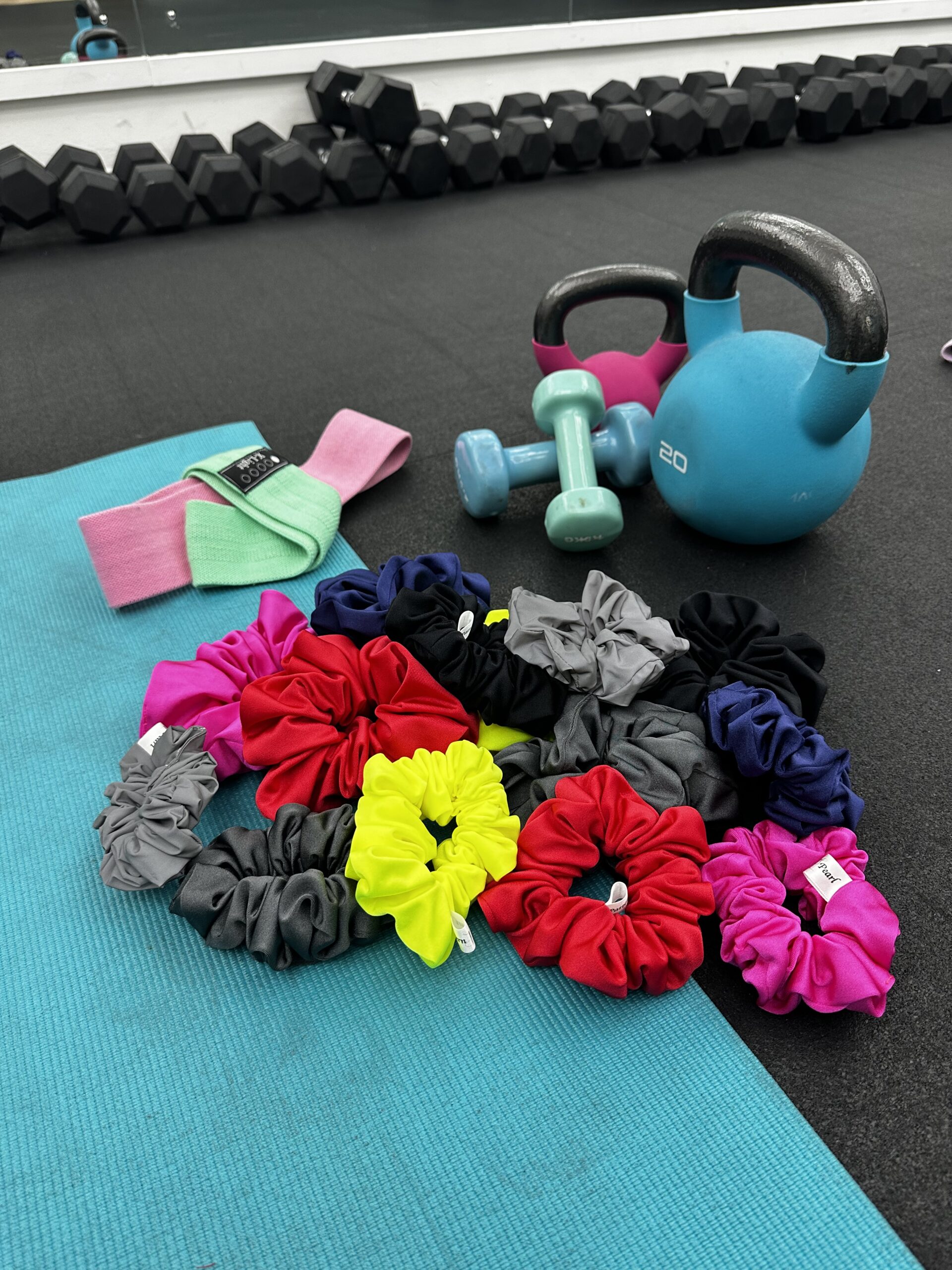 Sport - Midnight Black Regular Scrunchie - Image 3